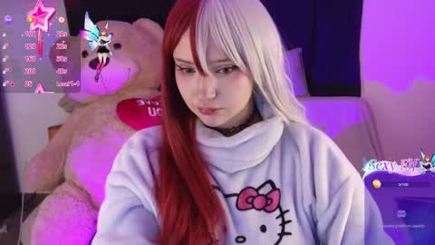 Snapshot of kurochan420 chatting on 12-10-24, 08:19 Andy online show from 12-10-24, 08:19