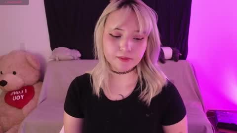 Snapshot of kurochan420 chatting on 02-28-25, 10:50 Andy online show from 02-28-25, 10:50