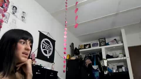 Kuromi Less online show from 01-24-25, 03:11