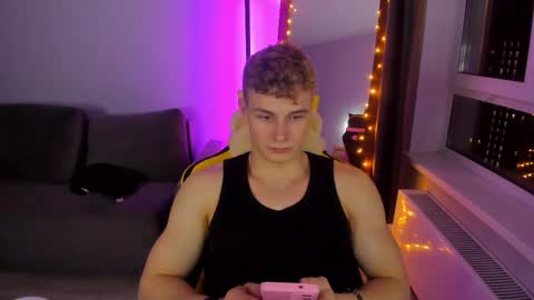 kurt_hanssen online show from 10-21-25, 08:31