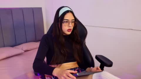 kvas_tay1 online show from 03-09-26, 11:58