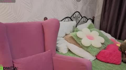 Kvetachka Thu-Sun 0900am-1500pmGTM2 online show from 09-10-25, 12:43