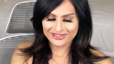 Snapshot of kxaxmichelle chatting on 12-18-25, 07:09 Kick online show from 12-18-25, 07:09