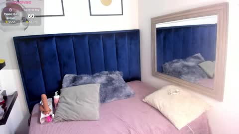 Snapshot of kyla_left chatting on 04-20-26, 01:03 Wadjett Emmy online show from 04-20-26, 01:03