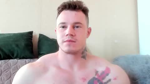 Snapshot of kyle_4u chatting on 02-14-26, 07:49 Kyle online show from 02-14-26, 07:49