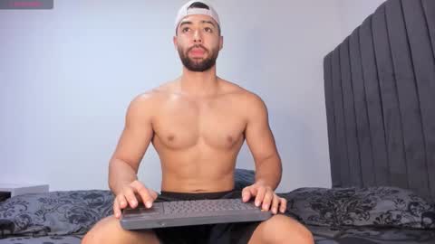 Kyle collinz online show from 10-14-25, 09:48