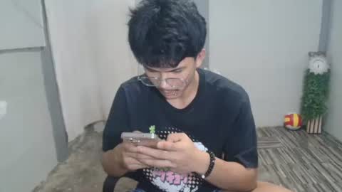 kyle_lourence online show from 05-20-26, 01:12