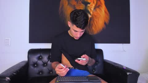 Snapshot of kyle_smithx chatting on 01-08-25, 12:06 kyle Smith online show from 01-08-25, 12:06