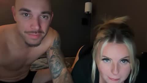 kylealyssa97 online show from 12-05-25, 03:48