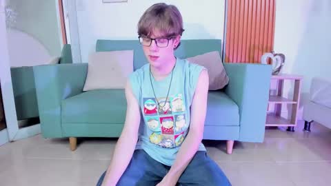 Snapshot of kyledusk chatting on 12-02-25, 01:17 Kyle Dusk online show from 12-02-25, 01:17