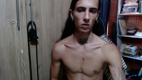 Snapshot of kyleer77 chatting on 06-16-26, 04:42 kyleer77 online show from 06-16-26, 04:42