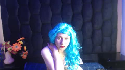 kylie_bloom online show from 11-07-25, 08:42