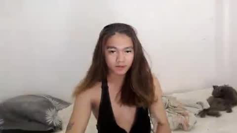 Snapshot of kylie_ish chatting on 07-16-26, 07:47 kylie_ish online show from 07-16-26, 07:47