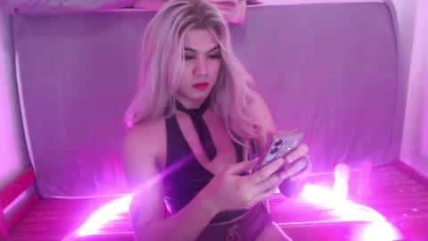 Snapshot of kylie_ish chatting on 08-03-26, 05:16 kylie_ish online show from 08-03-26, 05:16