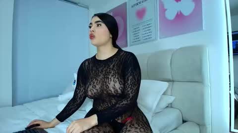 kylie jenn2 online show from 05-05-26, 01:57