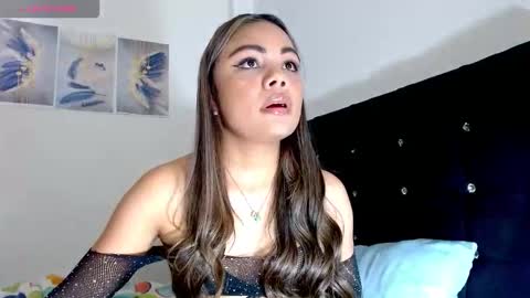 Snapshot of kylie_loveee chatting on 03-15-26, 08:26 Paola online show from 03-15-26, 08:26