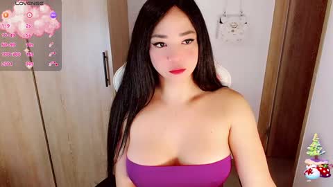 Snapshot of kylie_martinez chatting on 12-03-24, 02:03 kylie martinez online show from 12-03-24, 02:03
