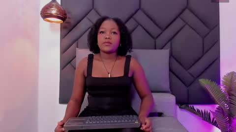 Snapshot of kyliee_vega chatting on 06-05-26, 11:38 kyliee_vega online show from 06-05-26, 11:38