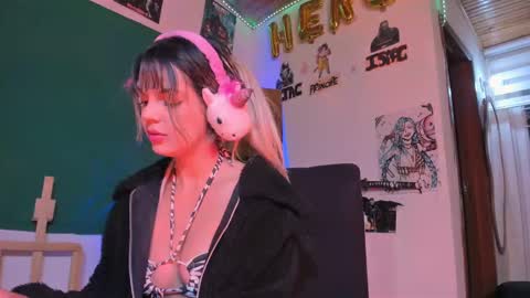   online show from 09-11-25, 12:22