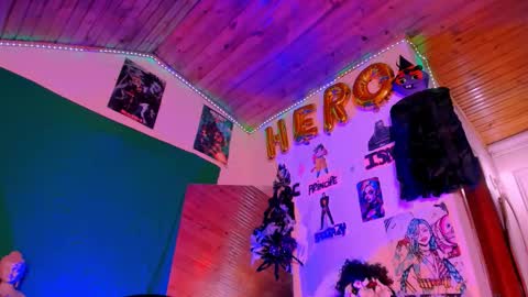   online show from 10-11-25, 04:01