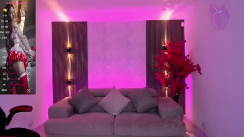  KYLIE  online show from 02-20-25, 11:09