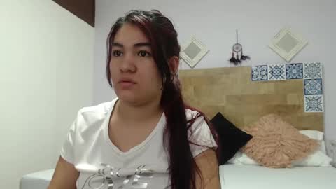 Snapshot of kyliiebaker chatting on 01-24-25, 10:11 Kylie online show from 01-24-25, 10:11