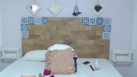 Snapshot of kyliiebaker chatting on 02-02-25, 05:37 Kylie online show from 02-02-25, 05:37