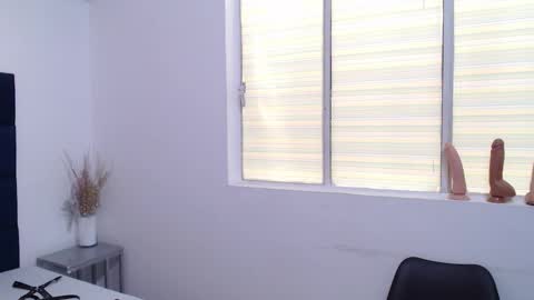 Snapshot of kyliiebaker chatting on 02-07-25, 06:13 Kylie online show from 02-07-25, 06:13