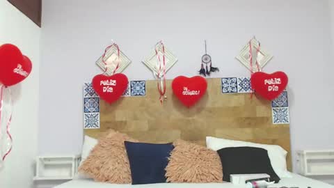 Snapshot of kyliiebaker chatting on 02-20-25, 02:57 Kylie online show from 02-20-25, 02:57