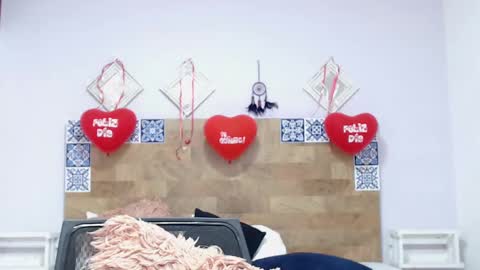 Snapshot of kyliiebaker chatting on 02-27-25, 03:05 Kylie online show from 02-27-25, 03:05