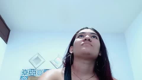 Snapshot of kyliiebaker chatting on 03-09-25, 01:48 Kylie online show from 03-09-25, 01:48