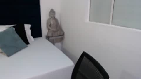 Snapshot of kyliiebaker chatting on 09-27-25, 09:03 Kylie online show from 09-27-25, 09:03