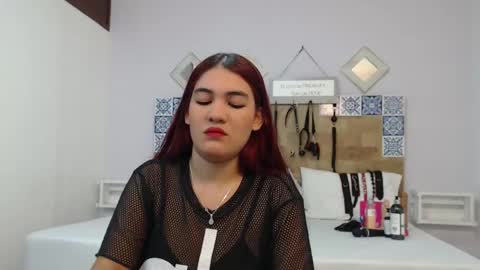 Snapshot of kyliiebaker chatting on 11-15-25, 11:07 Kylie online show from 11-15-25, 11:07