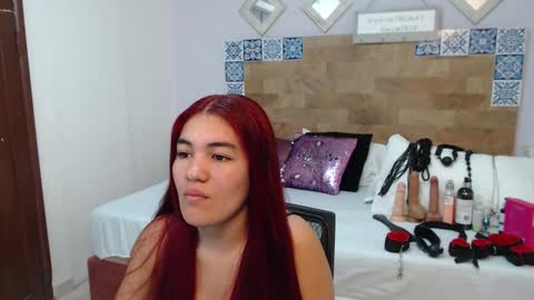 Snapshot of kyliiebaker chatting on 11-27-25, 11:12 Kylie online show from 11-27-25, 11:12