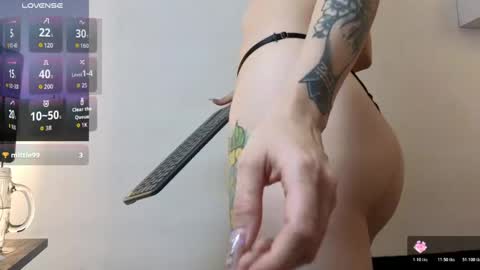 Snapshot of kyra_honey chatting on 04-15-26, 09:26 kyra_honey online show from 04-15-26, 09:26