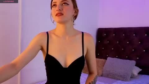 Snapshot of kyra_honey chatting on 05-06-26, 09:09 kyra_honey online show from 05-06-26, 09:09