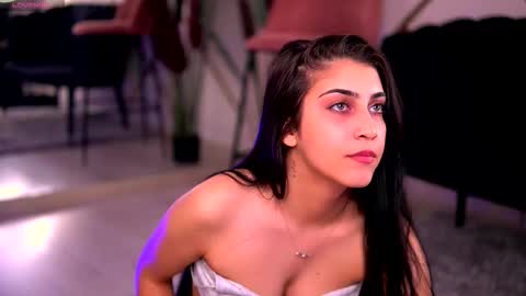 Maria online show from 12-14-25, 07:40