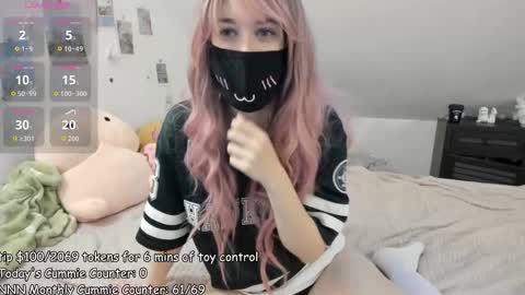 Kyra Wild online show from 11-30-25, 06:17