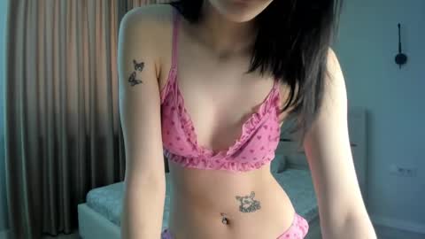Snapshot of l1l_lola chatting on 04-29-26, 04:38 Ameli online show from 04-29-26, 04:38