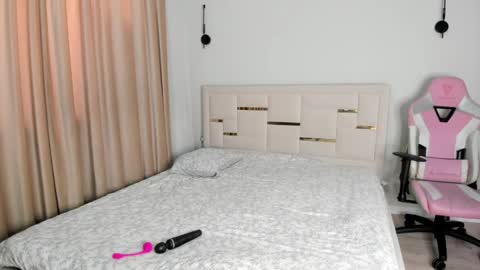 Snapshot of l1l_lola chatting on 06-05-26, 03:24 Ameli online show from 06-05-26, 03:24