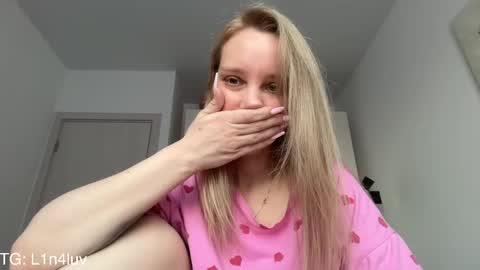 lina online show from 04-13-26, 04:12