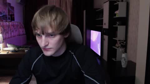 l1onkennedy online show from 11-18-25, 08:24