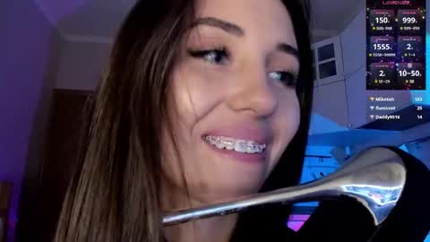 Snapshot of l1tww chatting on 02-04-25, 09:31 Malika online show from 02-04-25, 09:31