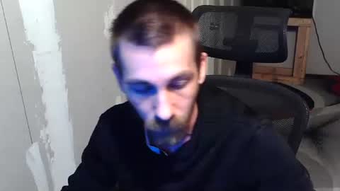 Snapshot of l1v1nth3dr3am chatting on 04-27-26, 04:10 l1v1nth3dr3am online show from 04-27-26, 04:10