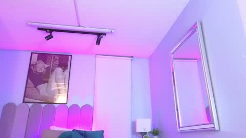 Cris  online show from 01-10-25, 11:33