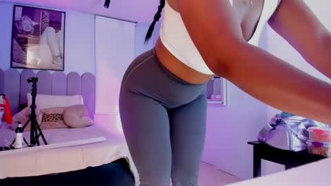 Cris  online show from 02-24-25, 11:32