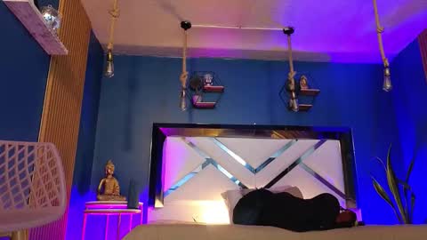 Cris  online show from 09-29-25, 12:10