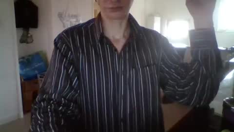 labelette007 online show from 12-25-24, 01:19