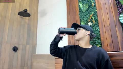 labrinthteasing online show from 02-17-26, 01:40