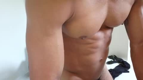Snapshot of lacasadelosmunecosbq chatting on 04-29-26, 05:30 Bruno Smith online show from 04-29-26, 05:30